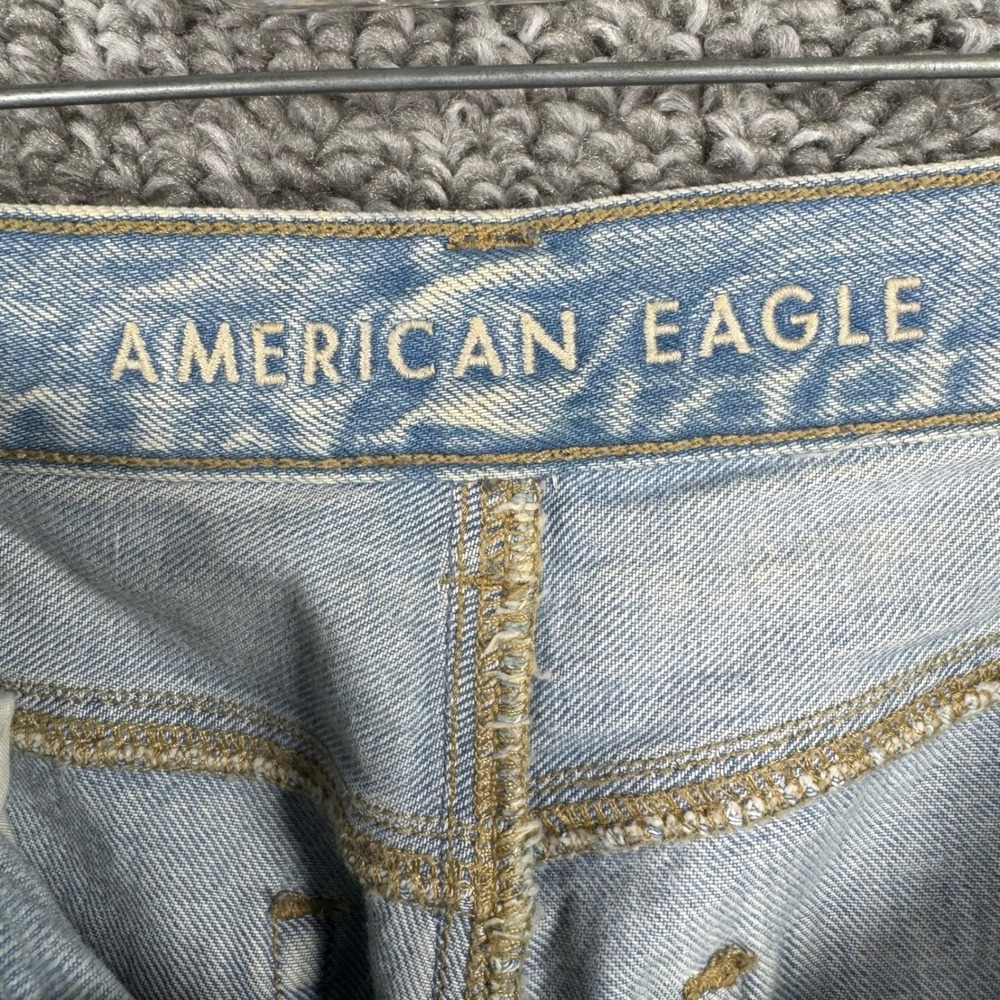 American Eagle High Rise Mom Jeans Relaxed Fit Light Wash Denim 90s Blue Women 2 - Picture 15 of 16